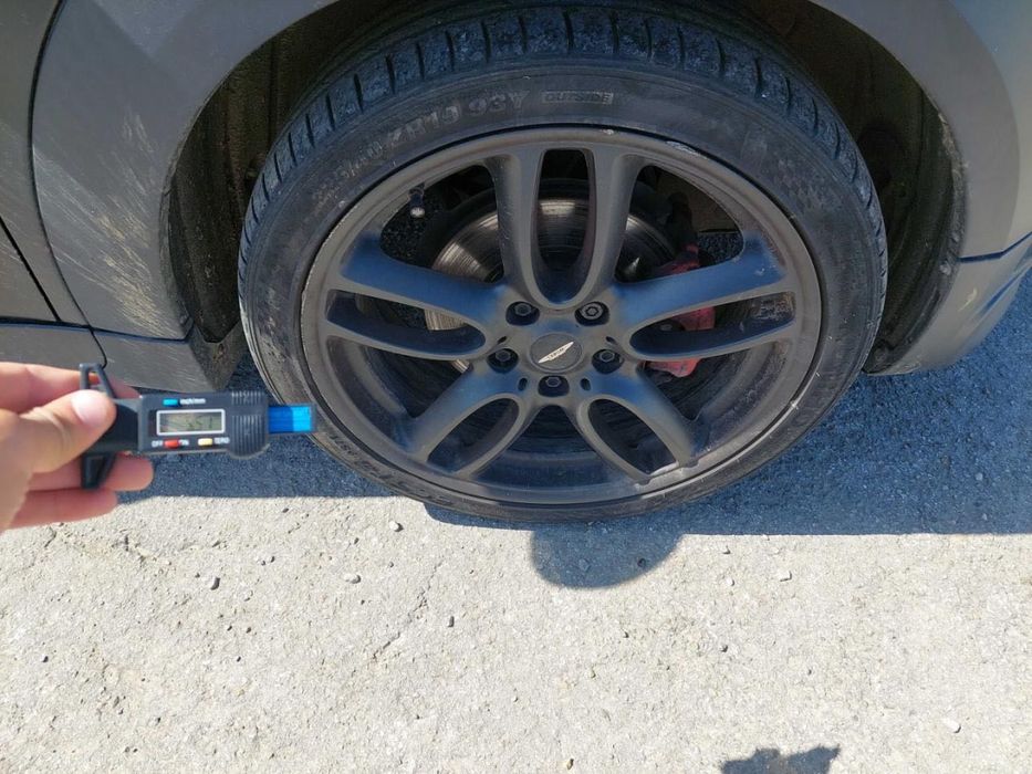 Гуми KUMHO 225/40/19 летни 4бр.