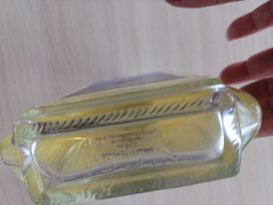 Parfum Coldinava, Nichi Chini