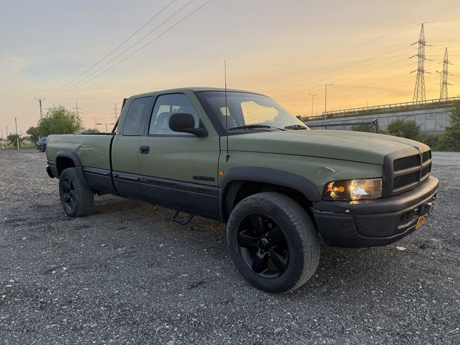 Dodge Ram 1500 5.2Magnum V8 manual 1999 +gpl