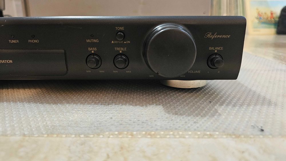 Preamplificator Technics SU-C800 Reference sau preamplificator Yamaha