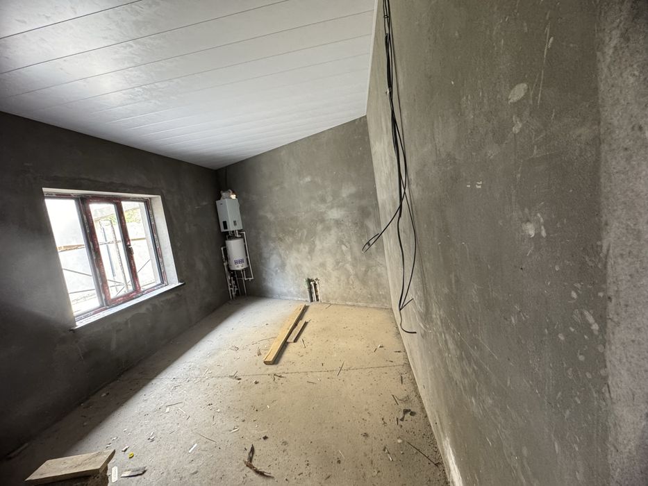 киров  раддом куча хокимият  орка кучадасида 2сотих 4хона участка