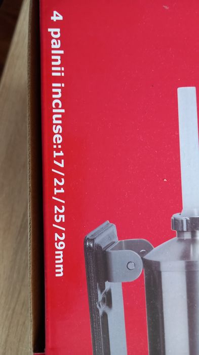 Уред за пълнене на наденица