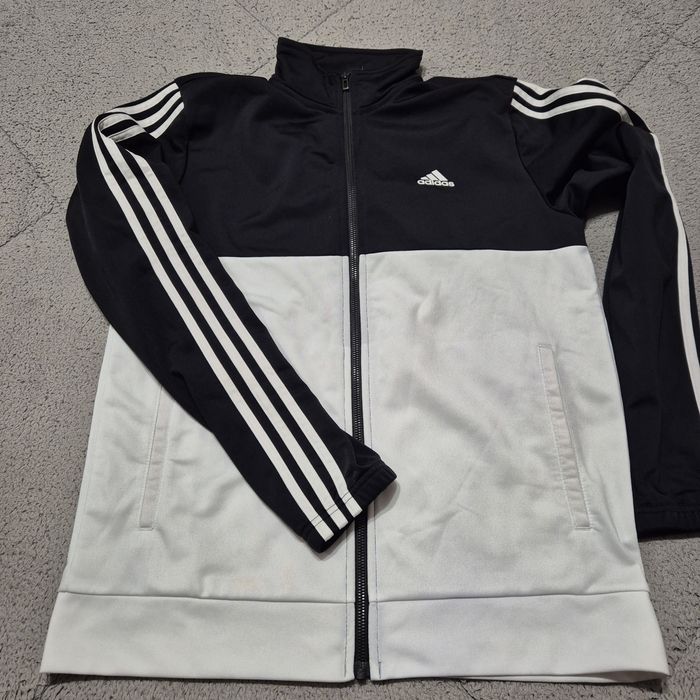 Спортен екип Adidas