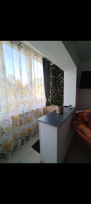 Închiriez garsonieră