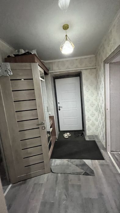 Үй сатамын 4 бөлмелі