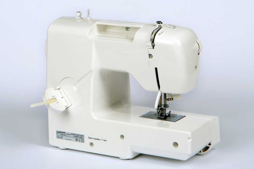 Швейная машина Sweet jaguar present