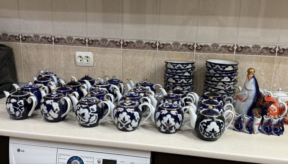 Paxta gulli choynak kosa va yana chinni idish nabor