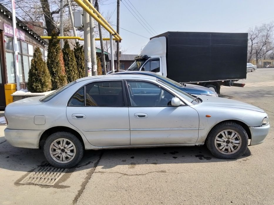 Продам галант срочно