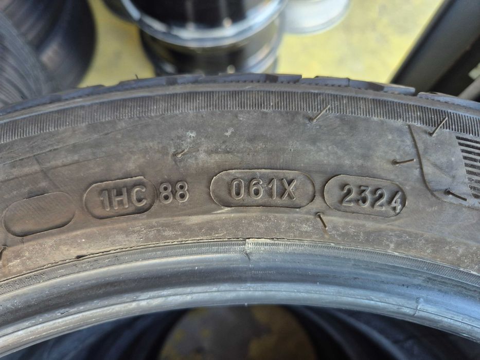 4 Anvelope de IARNA - 245/40/18 97V XL - Michelin Pilot Alpin 5 - CA UNELE NOI - DOT 2324 !