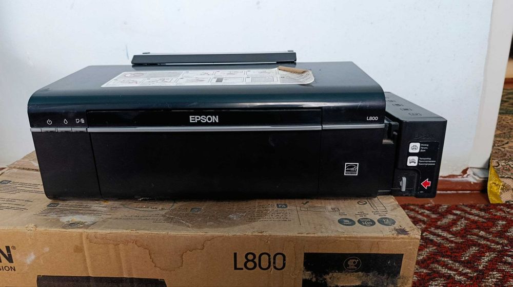 Epson L800 yaxshi Holatda Sotiladi!