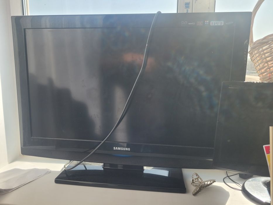 Продам телевизор