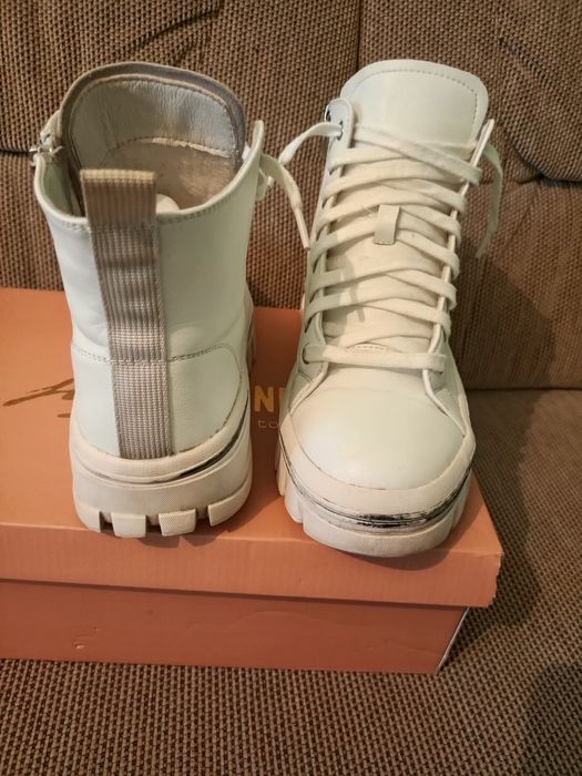 Ботинки женские демисезонные