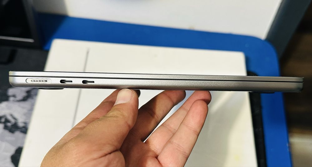 Vand MacBook Air M2 2022