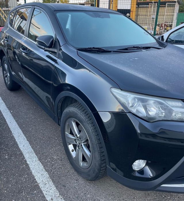 Vând Toyota Rav4 / 2.0 / 2015