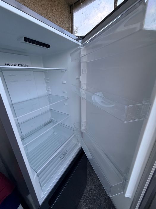 Хладилник сив GORENJE RK4182PS4 180 см работещ