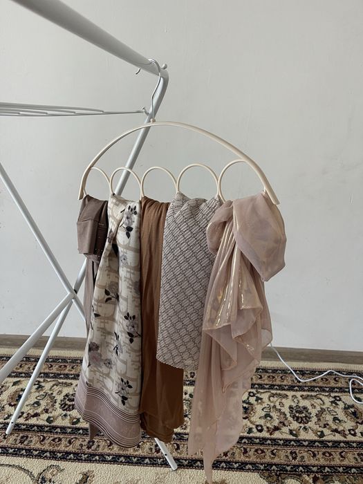 Платки новые красивые