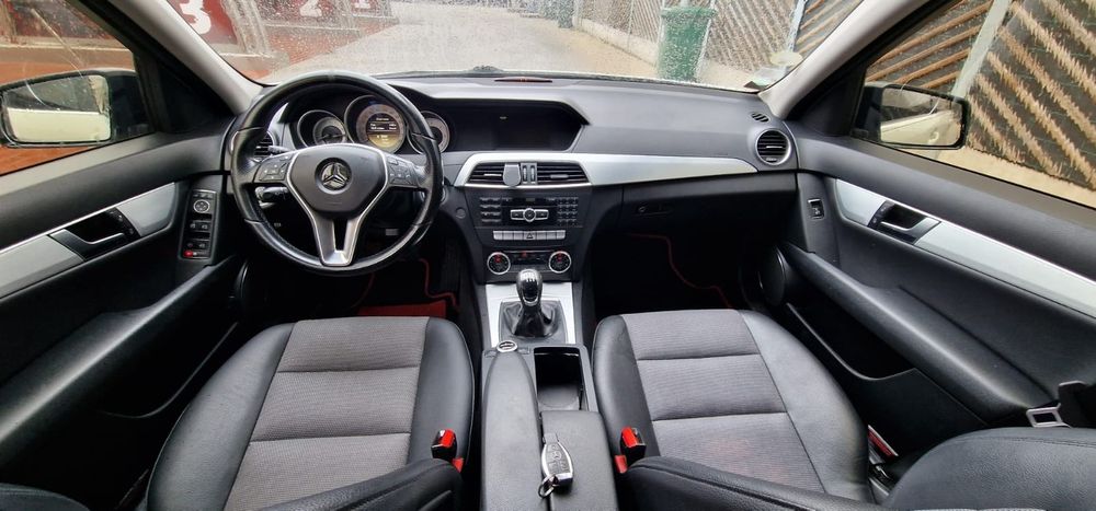 Mercedes Benz C220 2.2D 170Cp 2012 pachet AMG