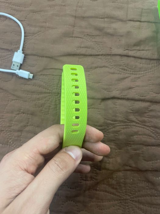 Смарт гривна - почти неизползвана