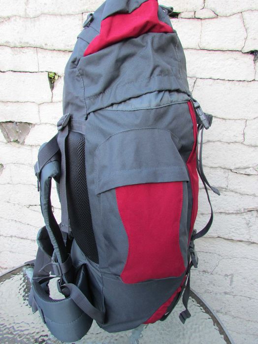 Туристическа раница Mountain Warehouse Tor 65L