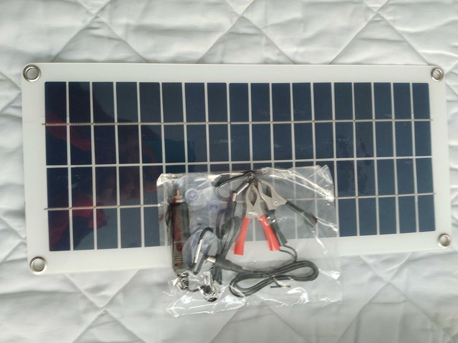 Фотоволтаичен слънчев панел