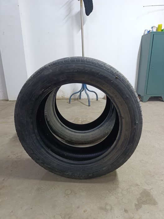 Продам летние покрышки