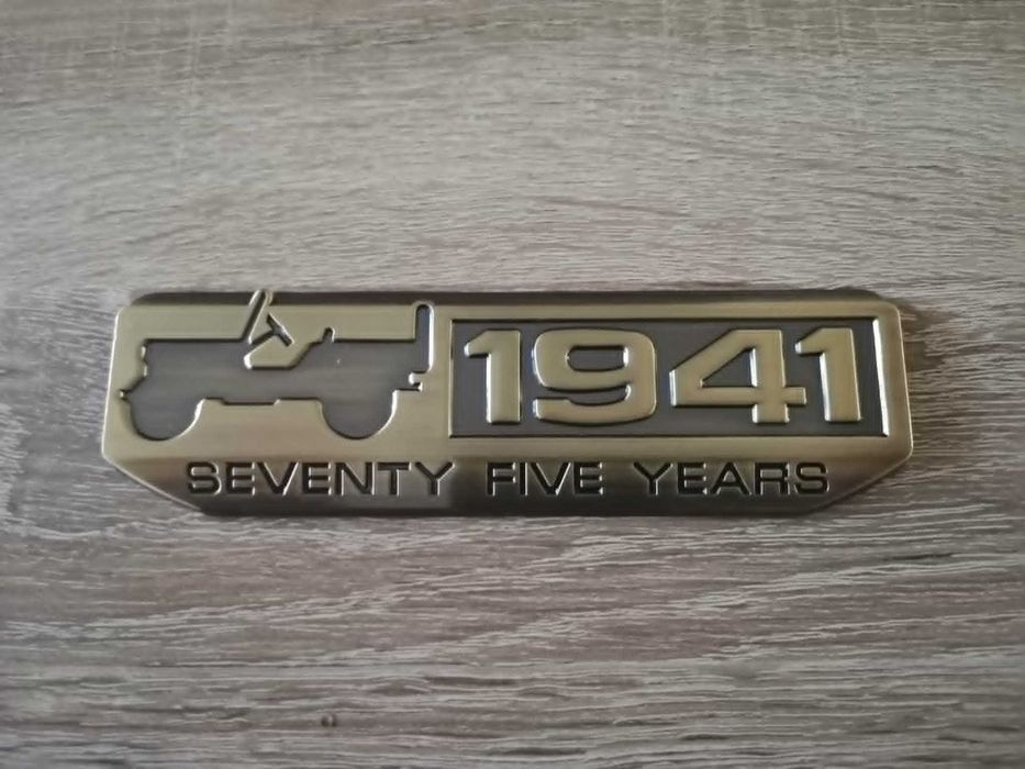 бронзова метална емблема 1941 за Jeep