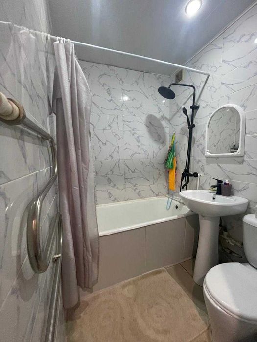 продам  2 комнатную квартиру