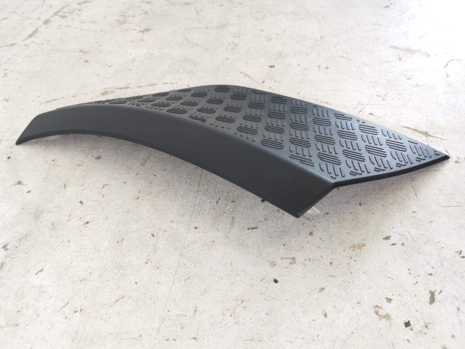 Калобран Десен Преден Land Rover DEFENDER SUV [L663] [ - Оригинален В