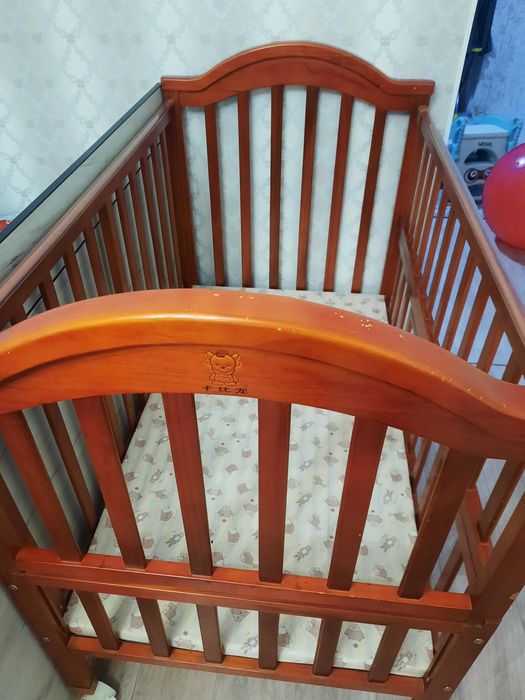 Продам детскую кровать