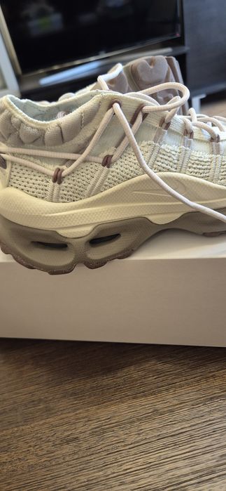 Дамски маратонки Nike AIR FLYKNIT VENTURE MAX FLYKNIT VEN
