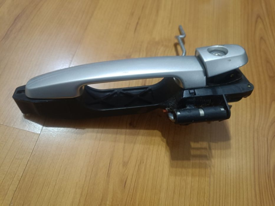 Външна дръжка с брава Toyota Corolla e12