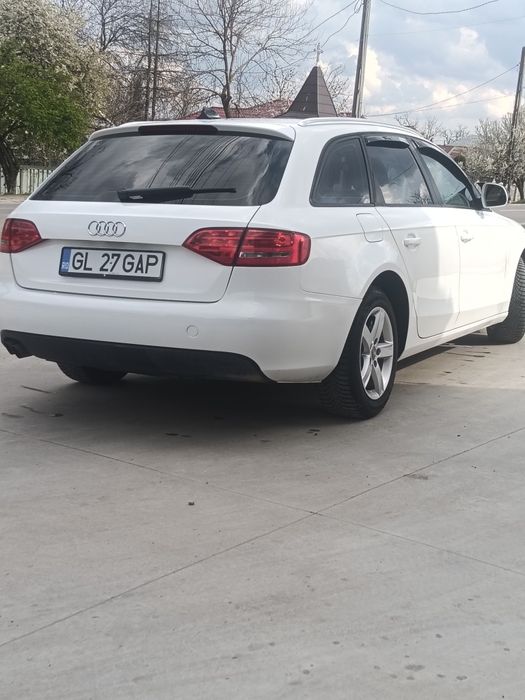 Vând Audi A4 b8 an 2009