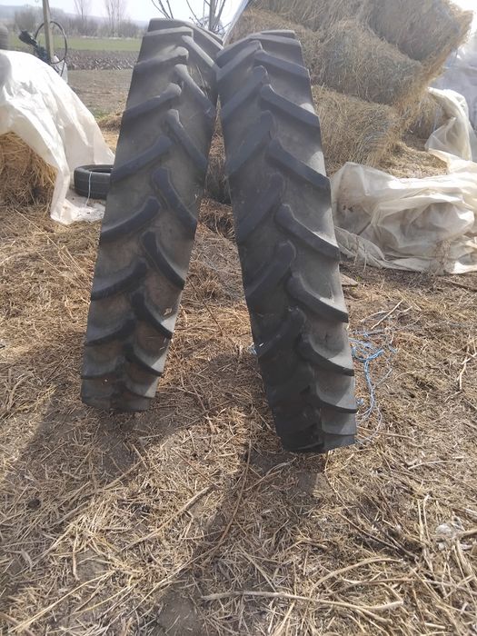 Vand cauciucuri de tractor