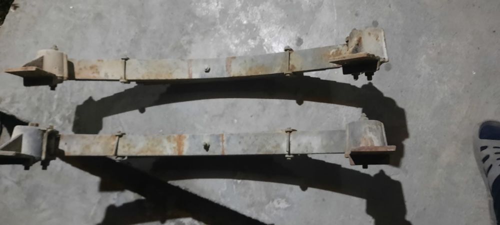 Продам рессоры на прицеп