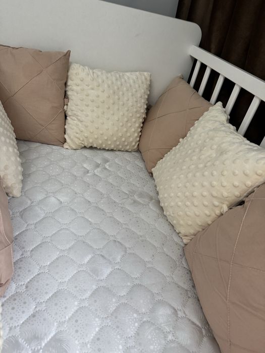 Продам манеж кровать