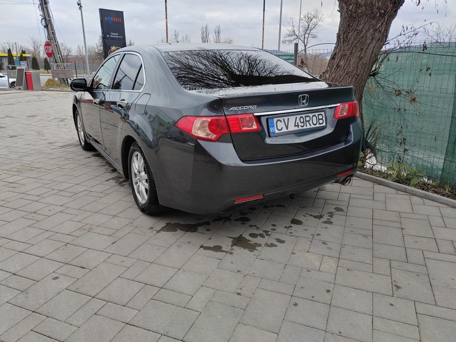 Honda Accord 2.0 V-tec