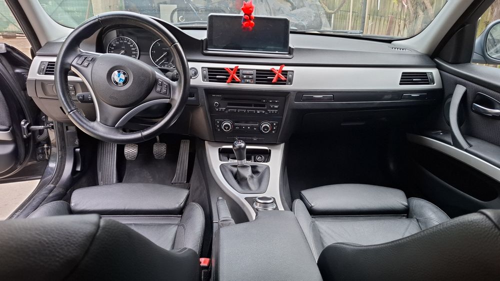 BMW  Seria 3 pachet m  177 cai