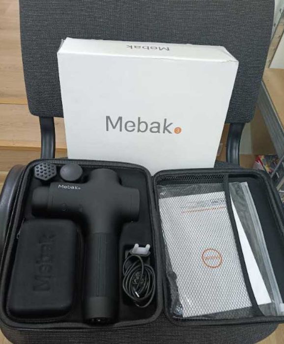 Масажен пистолет MEBAK 3, 2600 mAh батерия, 7 глави, LСD дисплей, калъф за съхранение, цвят: черен
