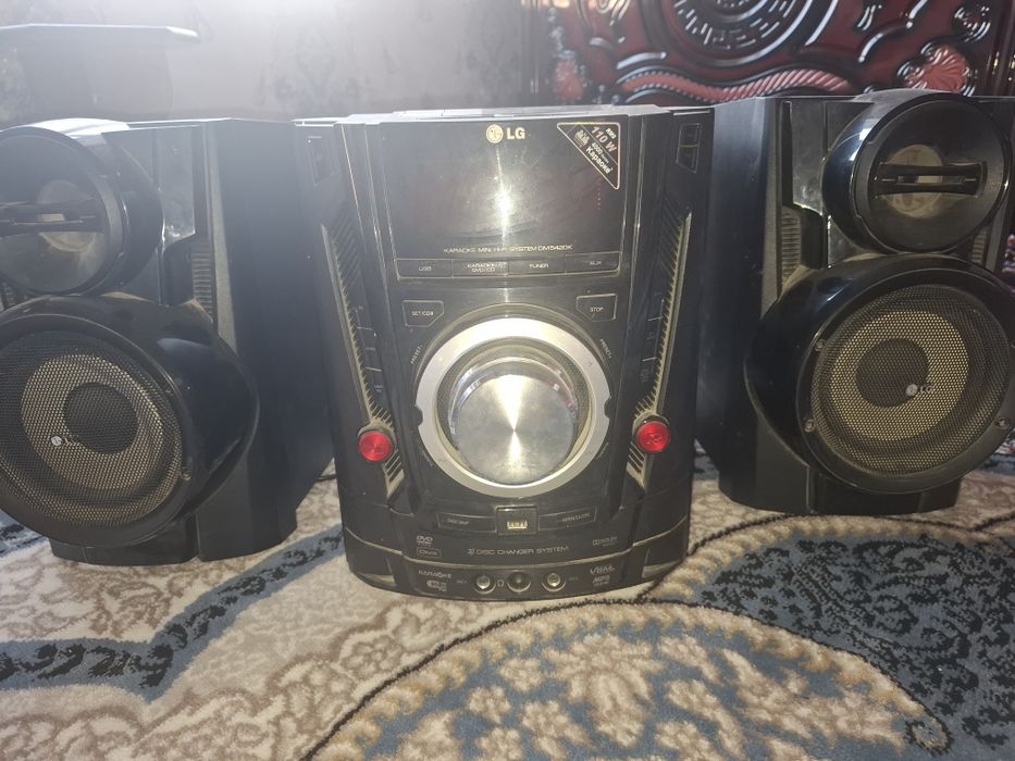 Muzikalniy sentir sotiladi