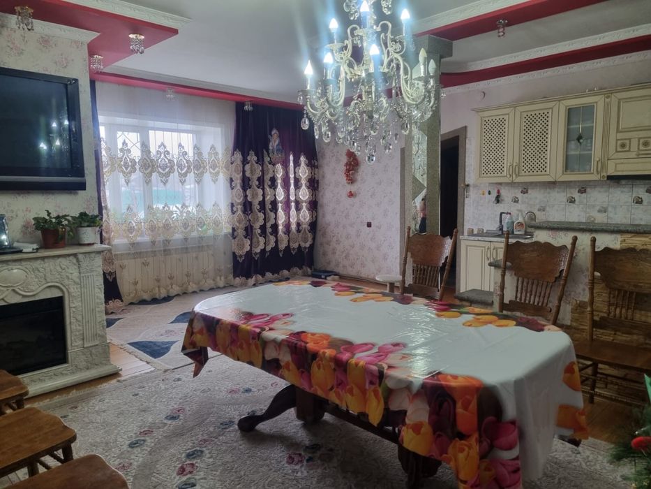 Продам два дома в одном участке