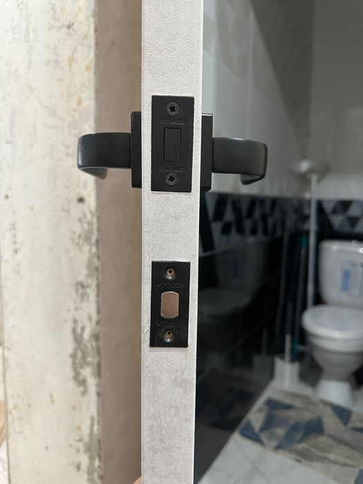 Установка межкомнатных дверей!