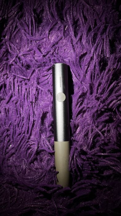 Vând IQOS ILUMA - stare foarte bună