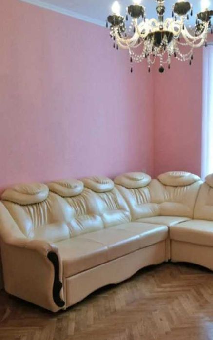 Дава се под наем Двустаен апартамент в Пловдив, Център - 45 кв.м за 142.8 € - Снимка #1