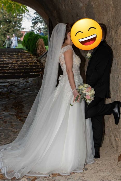 Vand rochie de mireasa