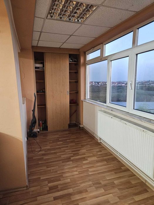 apartament de vanzare cu 2 camere