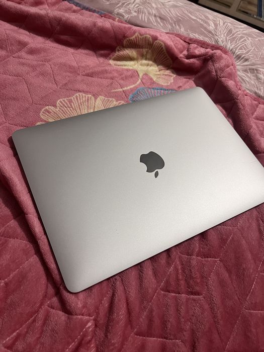 Macbook Air 13,M1,2020