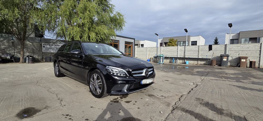 Merces-Benz, C class, an 2019, 166k km