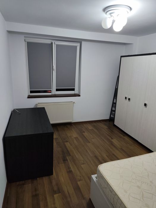 Vând mobilier tineret