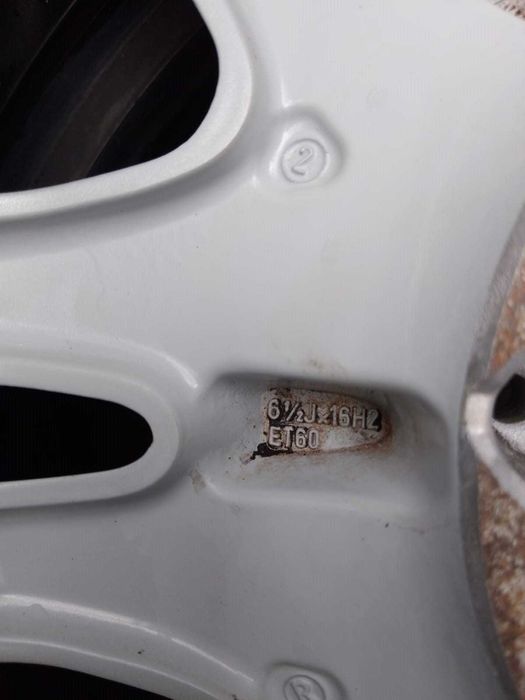Jante Mercedes W639 Vito Viano Anvelope iarna noi Laufenn 205 65 16 C