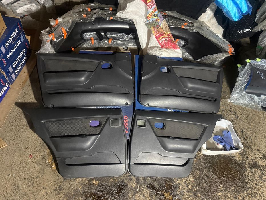 Неския сидения бампер